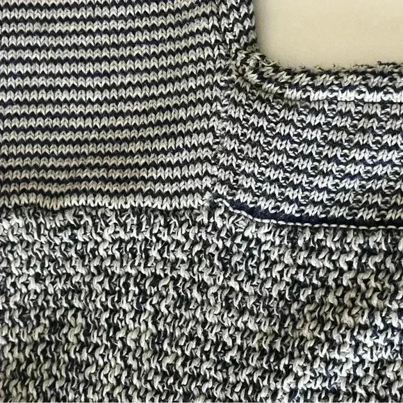 Cabi Oversized Long Sleeve Hi-Low Heavy Knit Pullover Sweater Fitted Sleeves XS - Picture 8 of 11